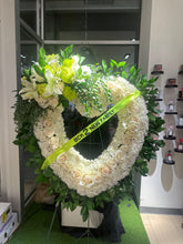 Load image into Gallery viewer, 24 Inch Open Heart
