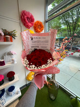 Load image into Gallery viewer, Classic Mothers Day Bouquet
