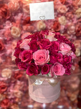Load image into Gallery viewer, 50 roses arrangement
