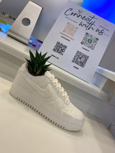 Load image into Gallery viewer, Air Force 1
