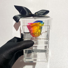 Load image into Gallery viewer, Single acrylic Preserved Rose Box
